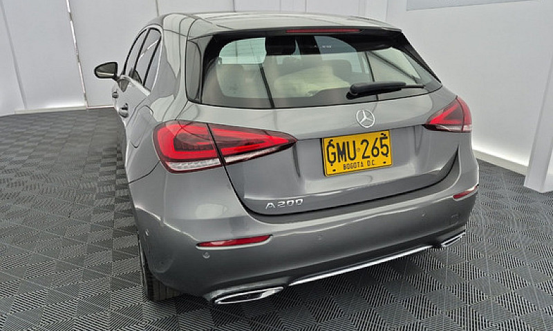 Mercedes Benz A 200 ...