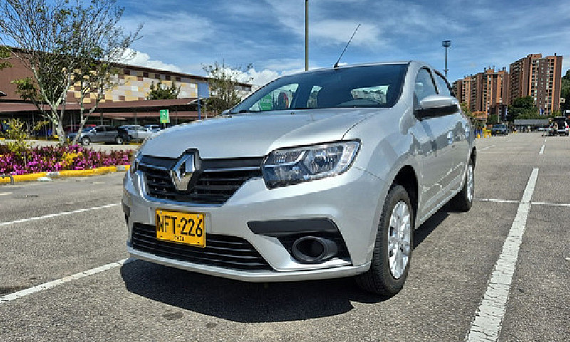 Renault Logan 1.6 Li...