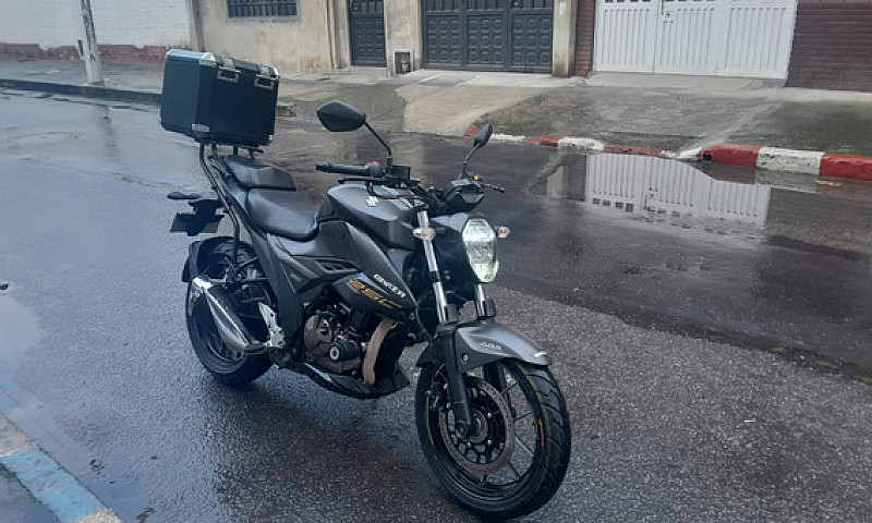 Espectacular Gixxer ...