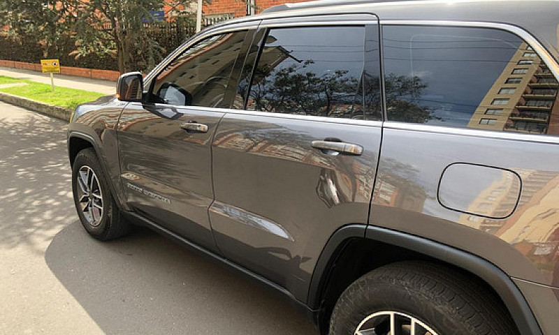 Jeep Grand Cherokee ...