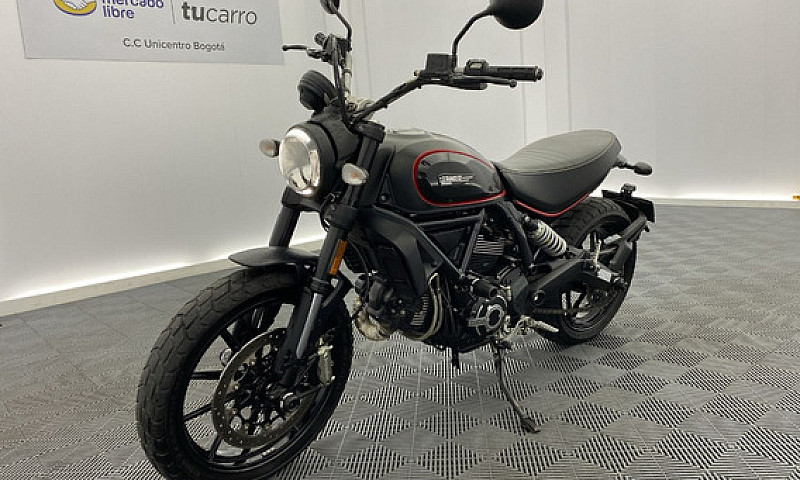 Ducati Scrambler 800...