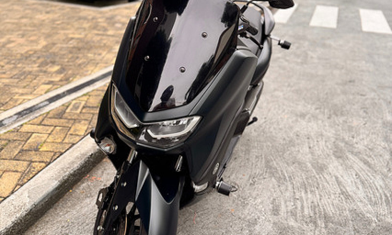 N Max Yamaha Connect...