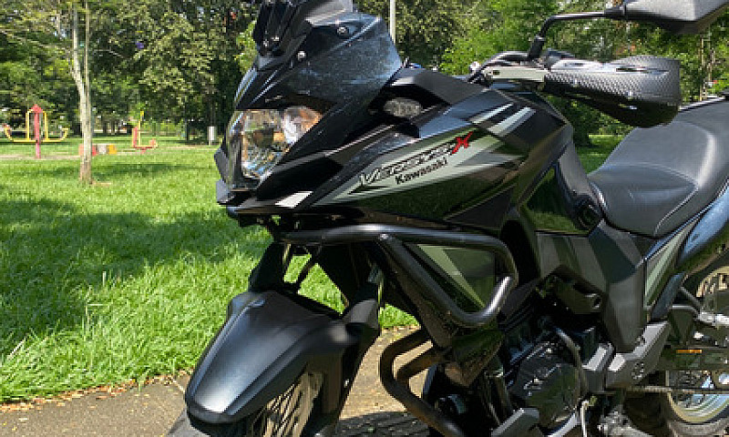 Kawasaki Versys X300...