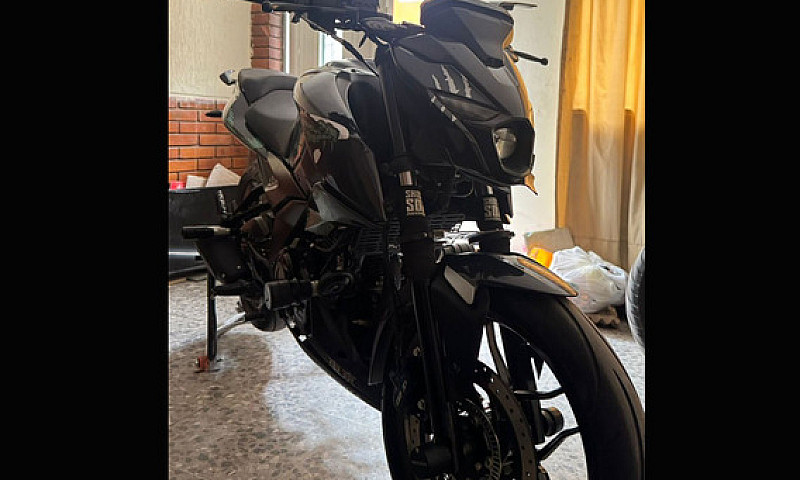 Bajaj Pulsar N250 20...