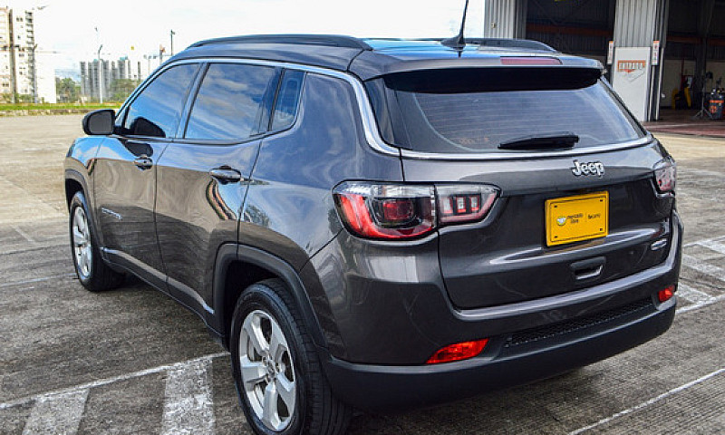 Jeep Compass 2.4 4X2...