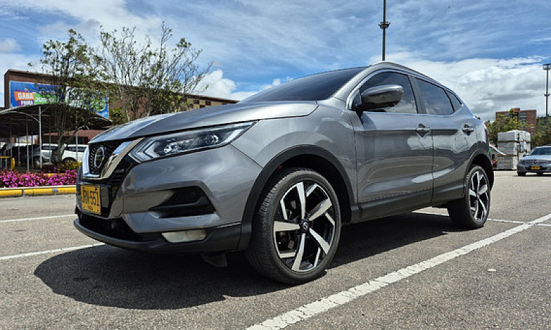 Nissan Qashqai 2.0 E...