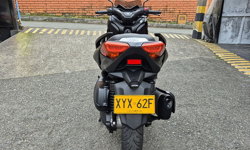 Yamaha Xmax 300 2022...