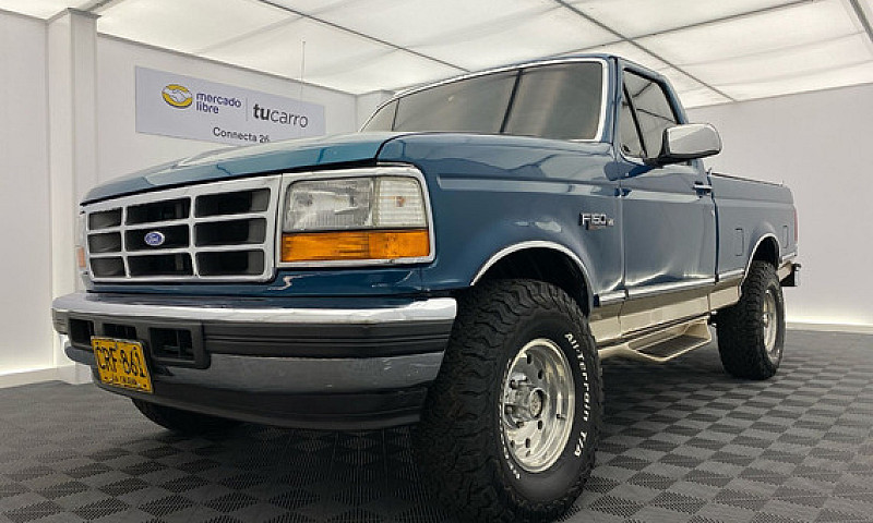 Ford F-150 5.0 Xlt 4...