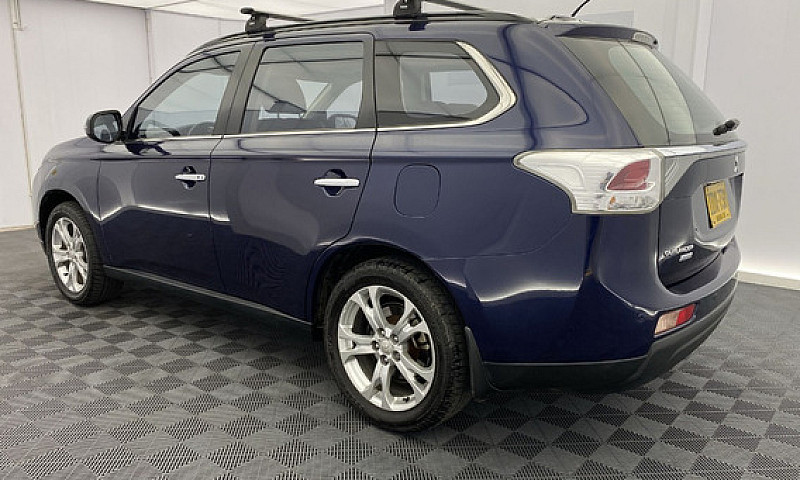 Mitsubishi Outlander...