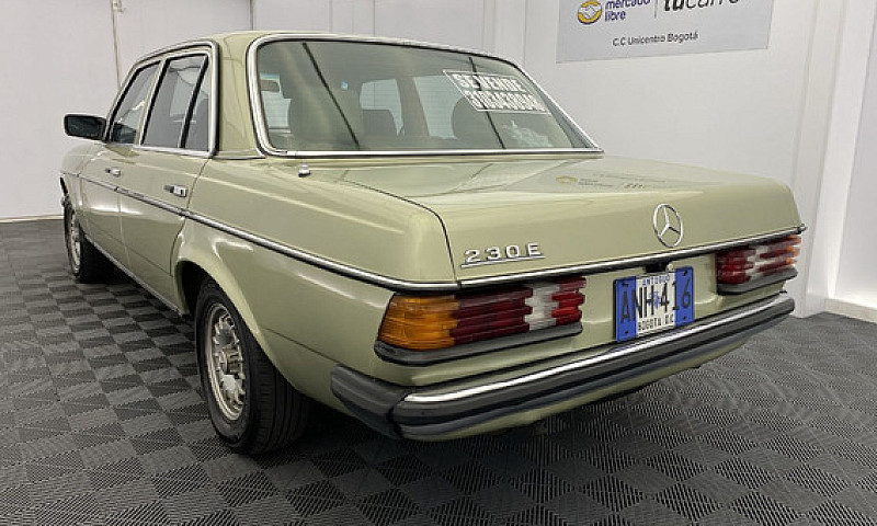 Mercedes Benz 230 E ...