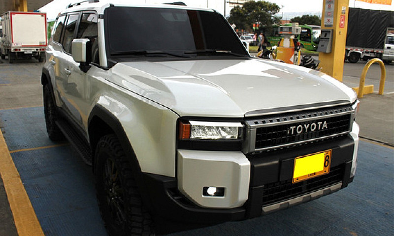 Toyota Land Cruiser ...