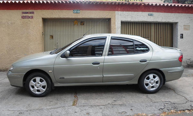 Renault Megane 1.6 U...