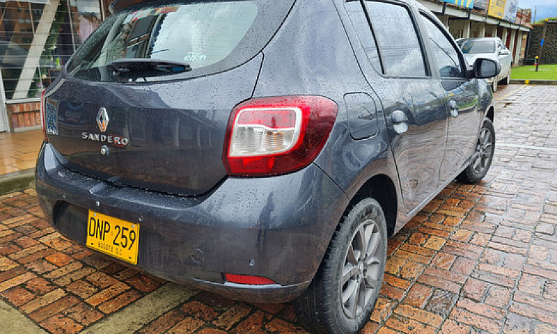 Renault Sandero Expr...