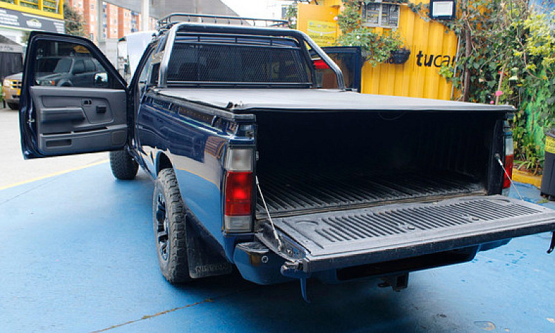 Nissan Np300 Frontie...