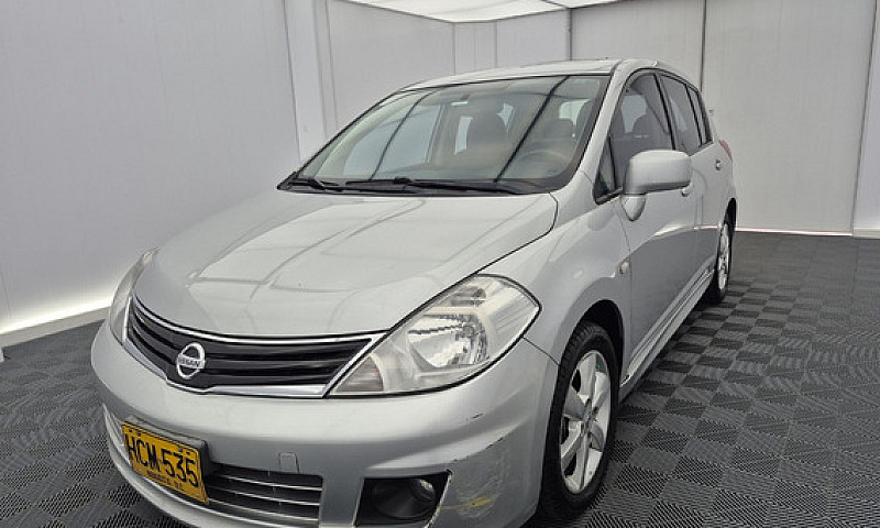 Nissan Tiida Hb 1.8 ...