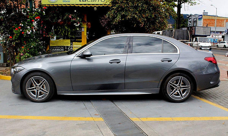 Mercedes-Benz Clase ...