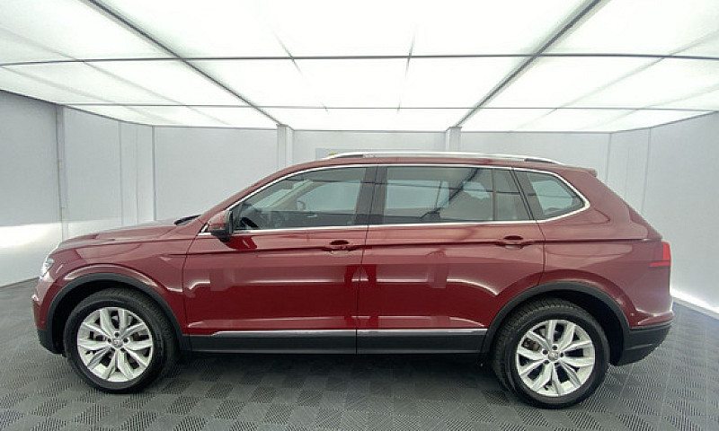 Volkswagen Tiguan Al...