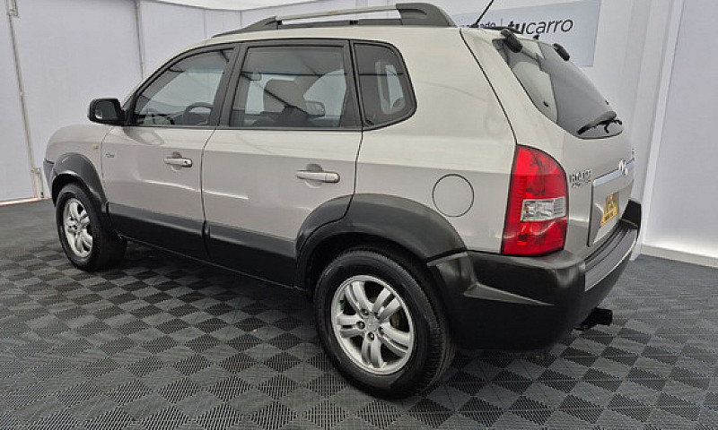Hyundai Tucson 2.7 G...