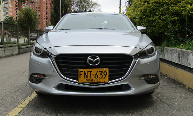 Mazda 3 2.0 Touring ...