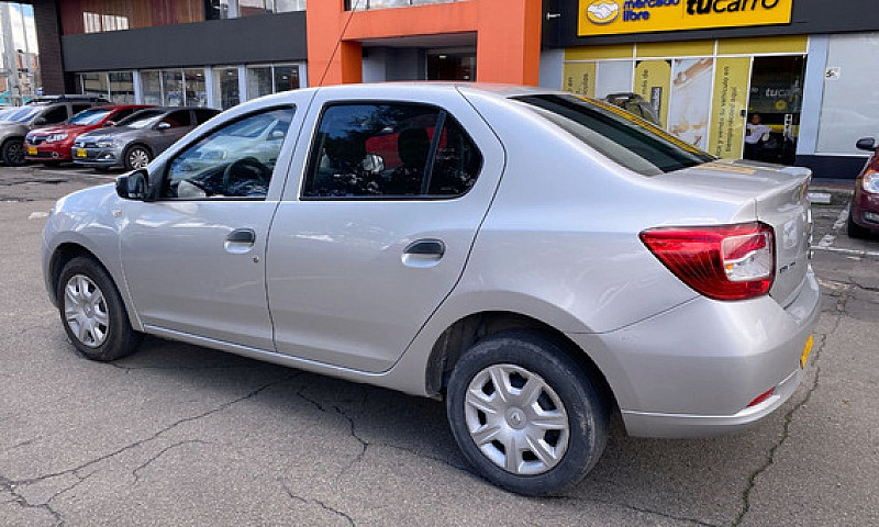 Renault Logan 1.6 Au...