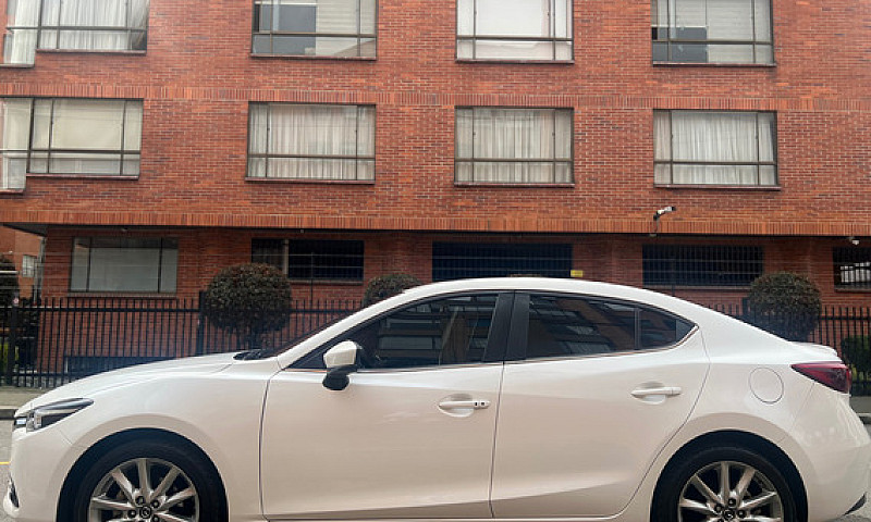 Mazda 3 2.0 Grand To...