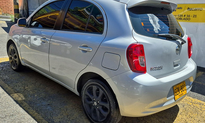 Nissan March 1.6 Adv...