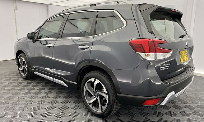 Subaru Forester 2.5 ...