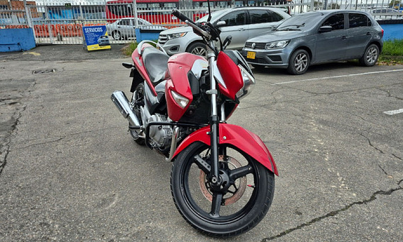 Suzuki Inazuma 250...