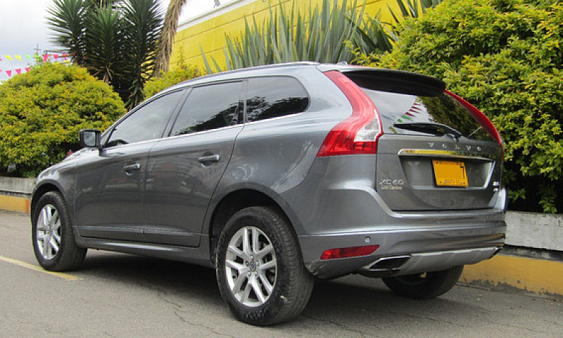 Volvo Xc60 2.0 T5 Aw...