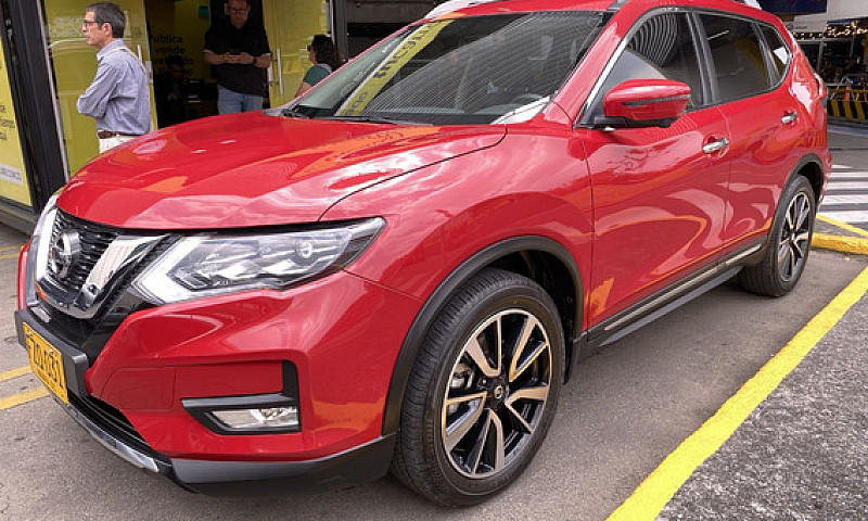 Nissan X-Trail 2.5 E...