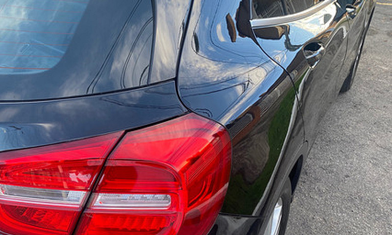 Mercedes-Benz Clase ...