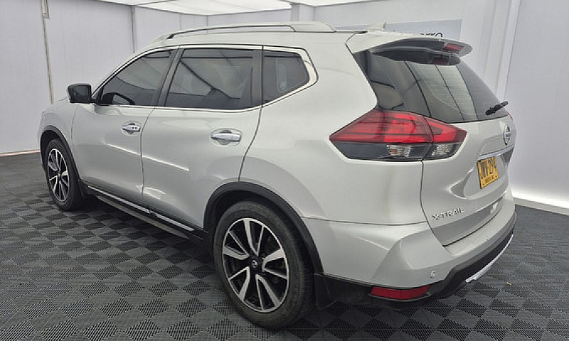 Nissan X-Trail 2.5 E...