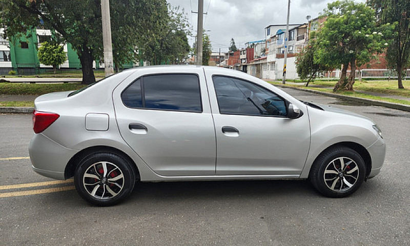 Renault Logan 1.6 Ex...