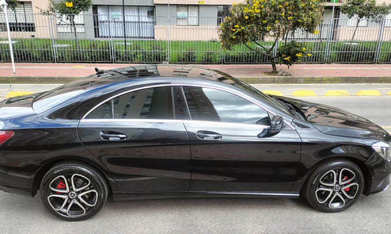 Mercedes-Benz Cla 18...