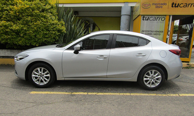 Mazda 3 2.0 Touring ...