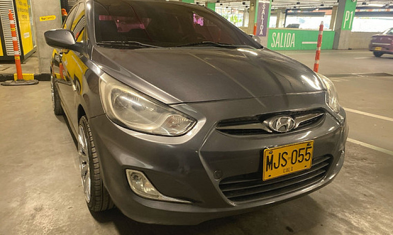 Hyundai Accent 1.4L ...