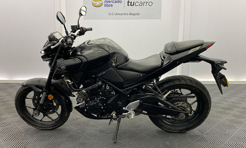 Yamaha Mt03 2023...