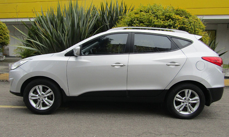 Hyundai Tucson Ix-35...