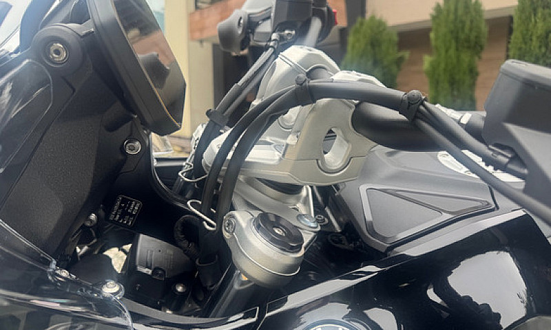 Bmw R 1300 Gs...