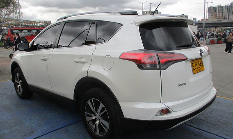 Toyota Rav4  4X4 200...