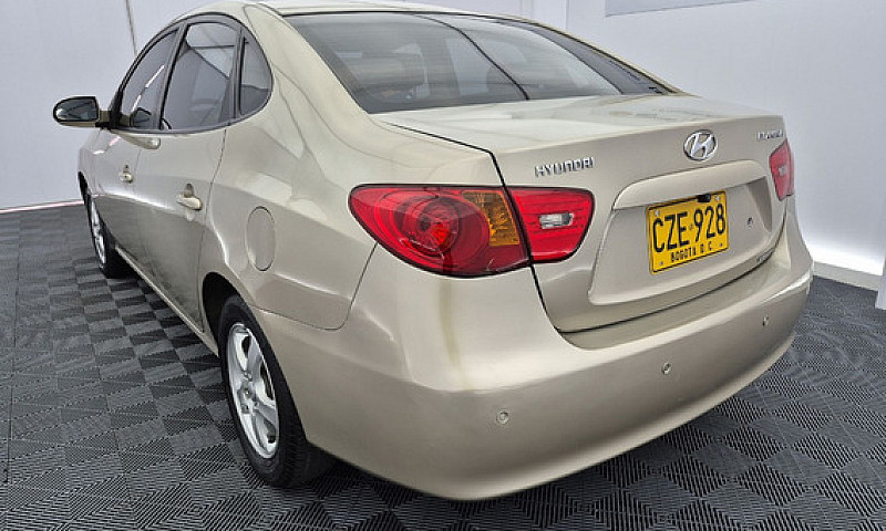 Hyundai Elantra 2.0 ...