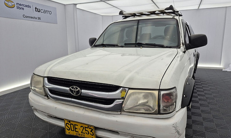 Toyota Hilux 2.4 Et...
