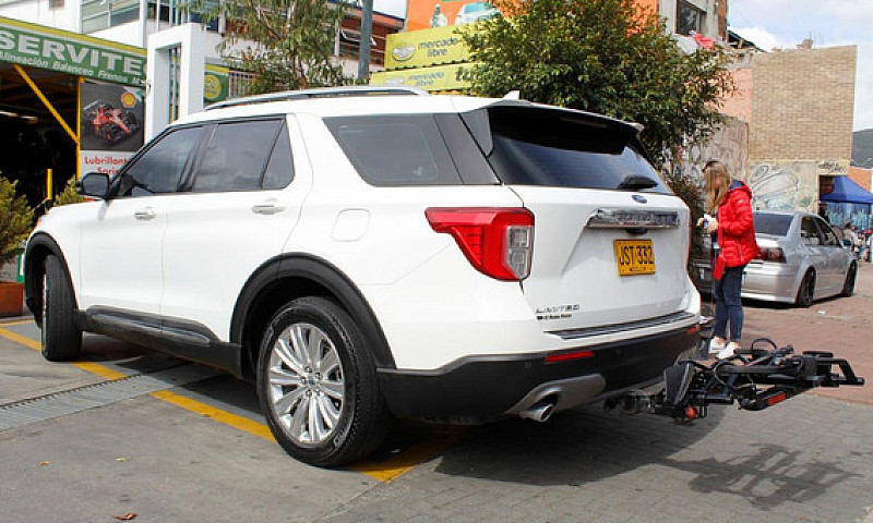 Ford Explorer 2.3 Li...