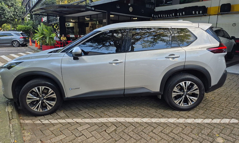 Nissan X-Trail 1.5 E...