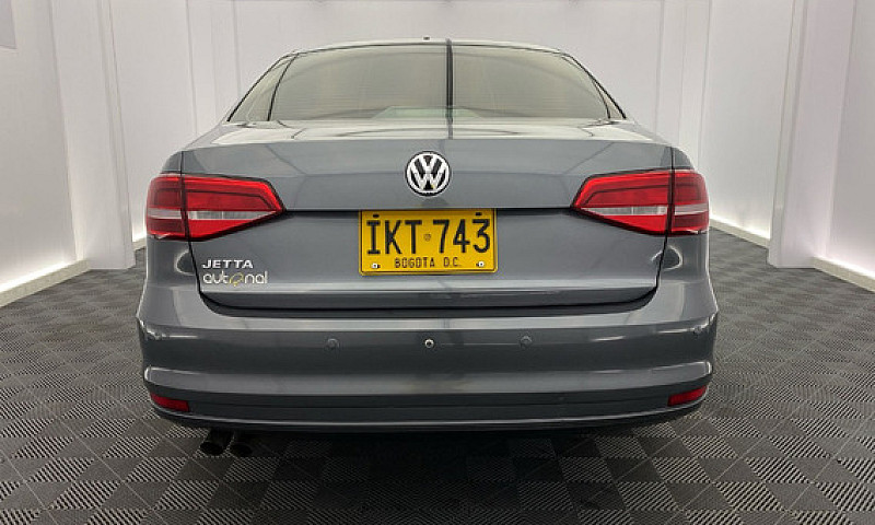Volkswagen Jetta Com...