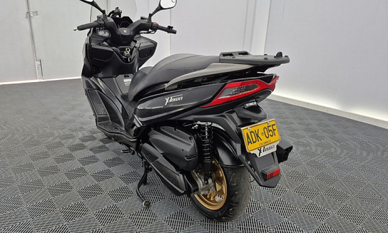 Kymco X-Town 300...
