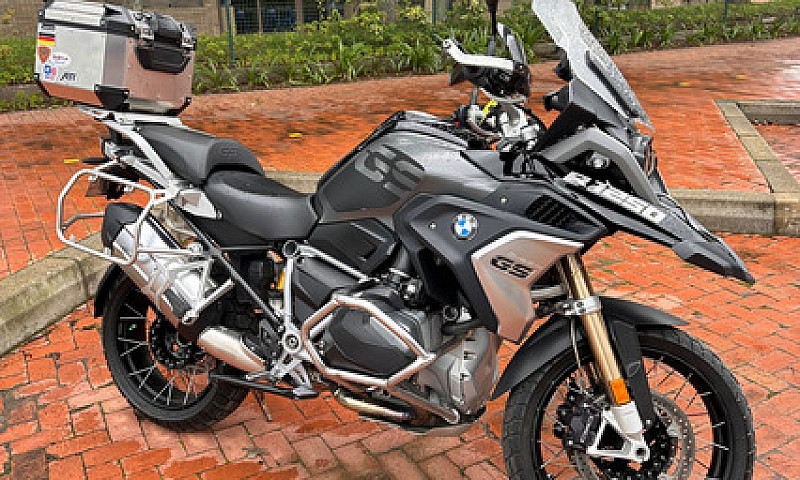 Bmw Gs 1250...