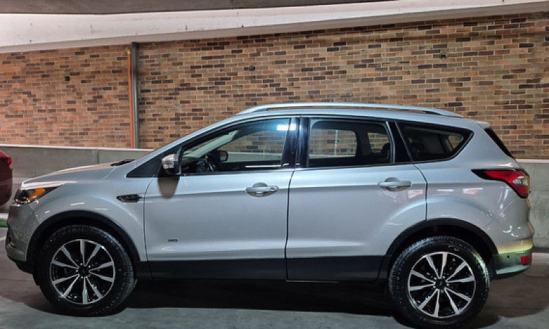 Ford Escape 2.0 Tita...
