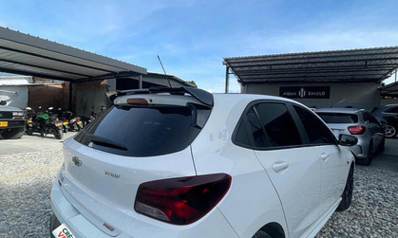 Chevrolet Onix 1.0T ...