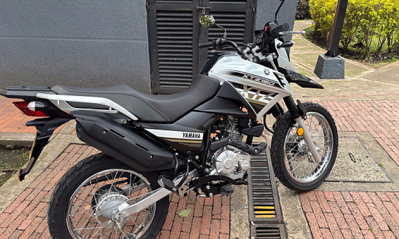 Yamaha Xtz 150...